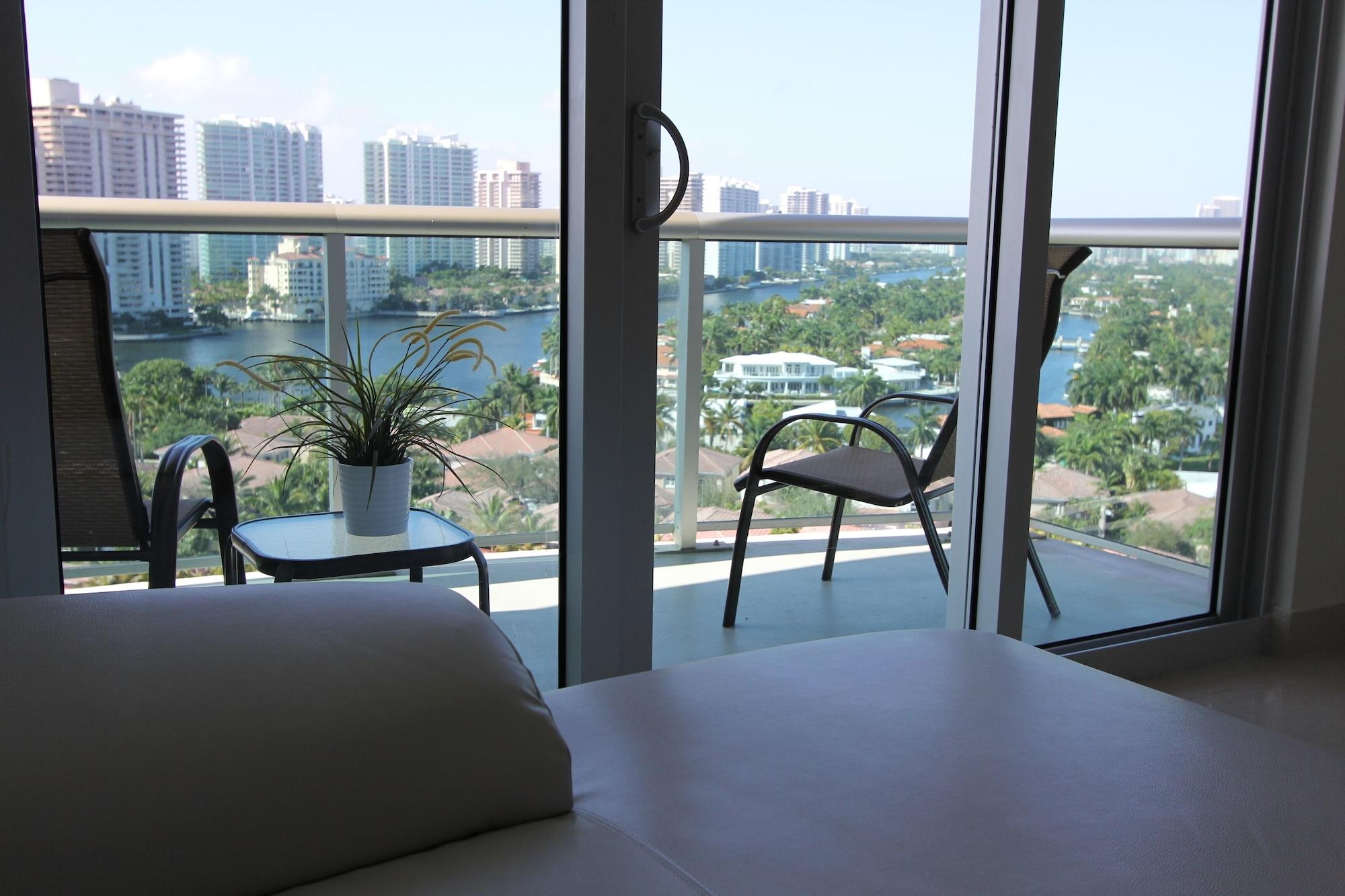 Ocean Reserve Sunny Isles Beach Bagian luar foto