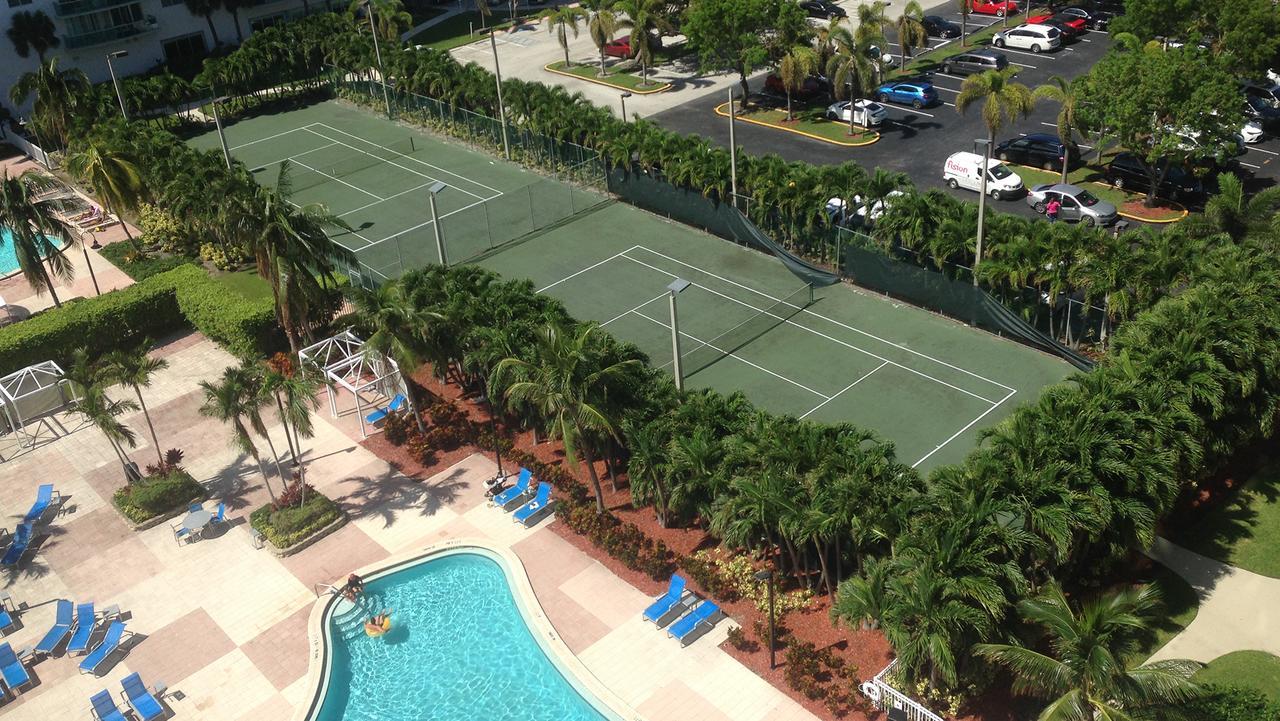 Ocean Reserve Sunny Isles Beach Bagian luar foto