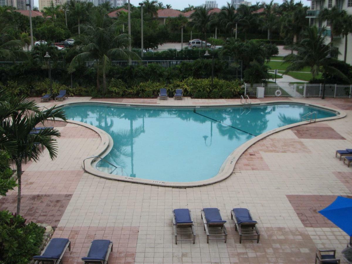 Ocean Reserve Sunny Isles Beach Bagian luar foto